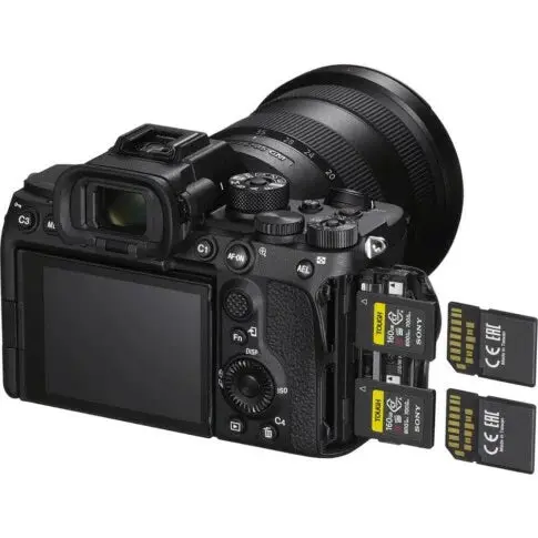 ILCE7SM3B-6-485x485-optimized.webp